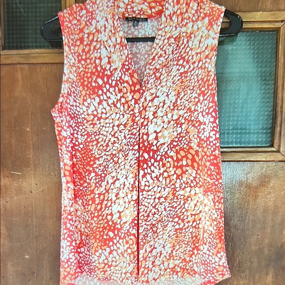 ❣️5 items $25 Ava  & Grace Orange and White Blouse with Elegant Design. EUC